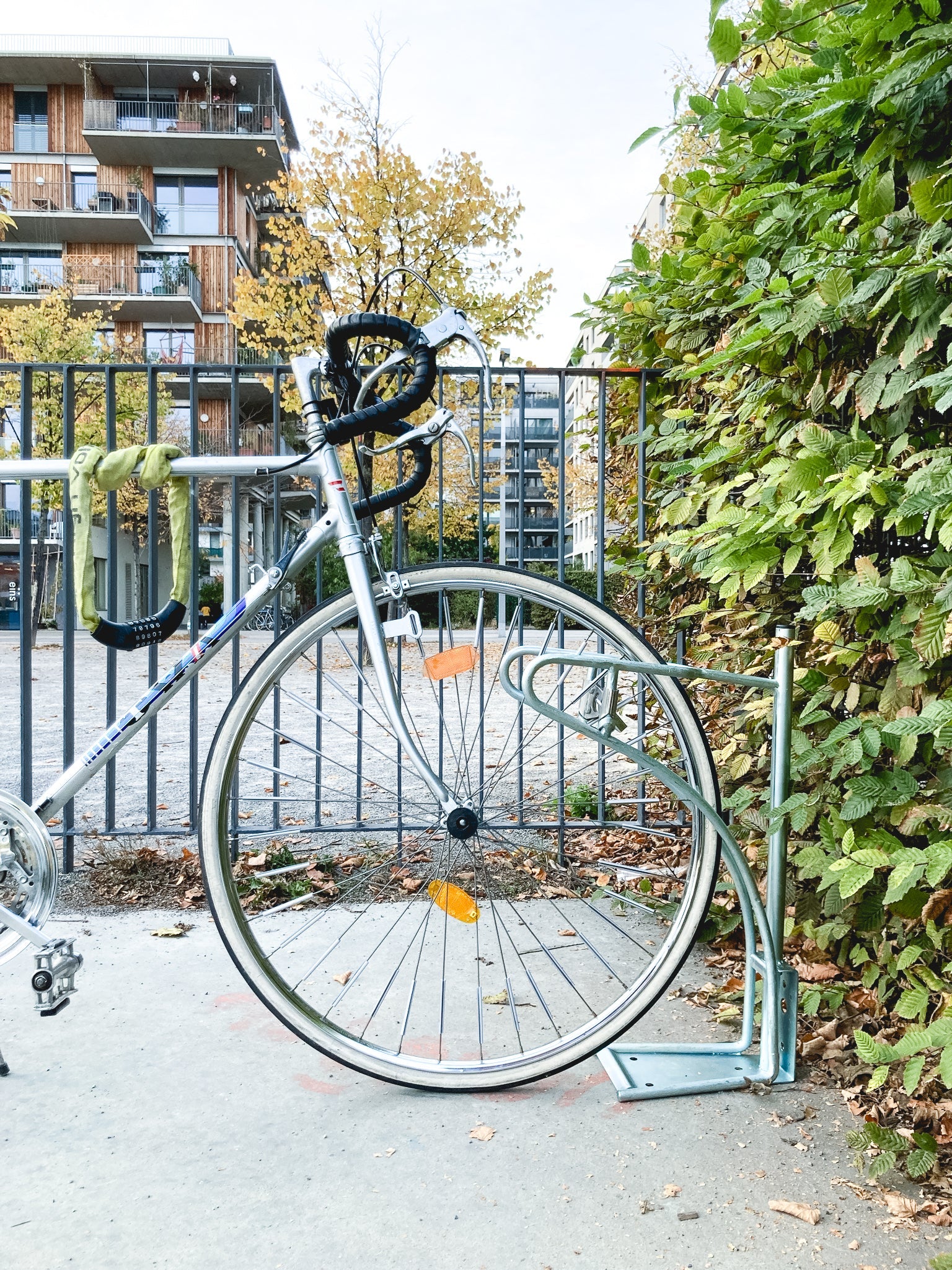 CLEDO - support au sol avec un vélo 